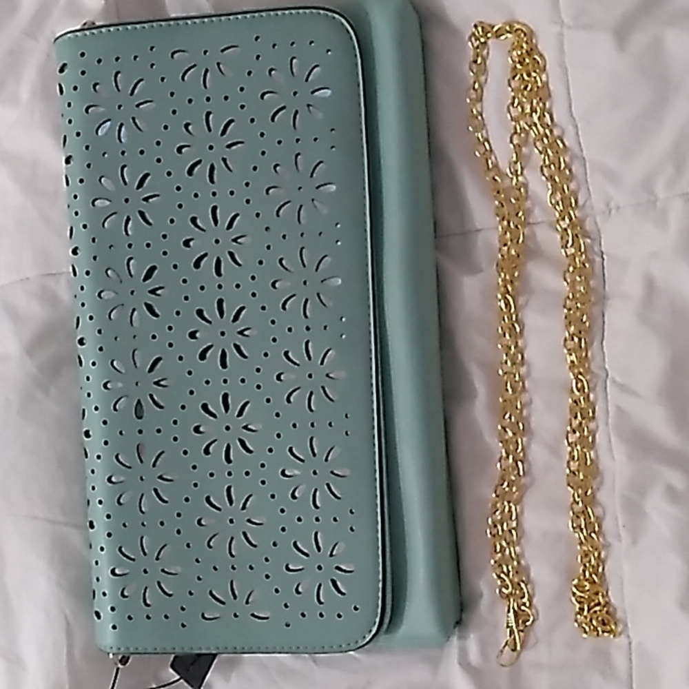 Crossbody/clutch